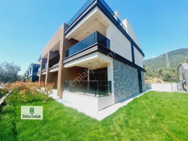 Denizden Altınolukta Yeni Bina Bu Fiyata Satılık 3+1 Tripleks Villa
