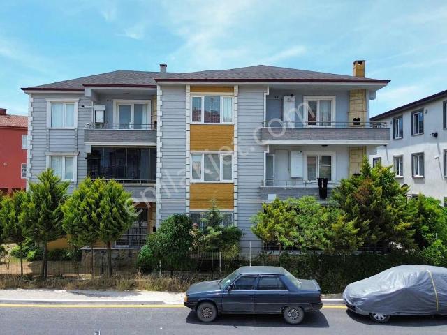 Denize 100 Metre Mesafede Mutfak Ayrı 3 Kat 2+1 87 M2 Daire