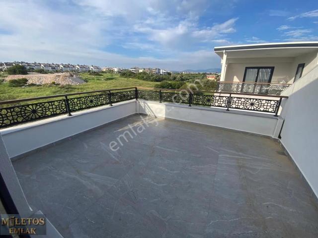 Denize 200 Mt Satılık 3+1dubleks Sıfır