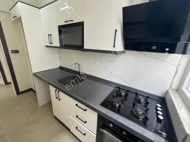 Denize 200 M Full Yapılı Ara Kat Ön Cephe 2+1 Satılık Daire