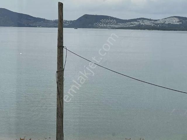 Denize 20 Metre Mesafede