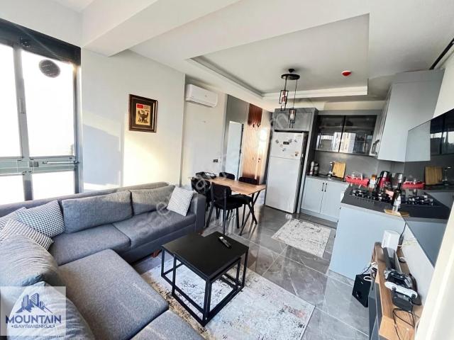 Denize 300 Metre Yürüme Mesafesinde 1+1 Satılık Lüx Eşyalı Daire