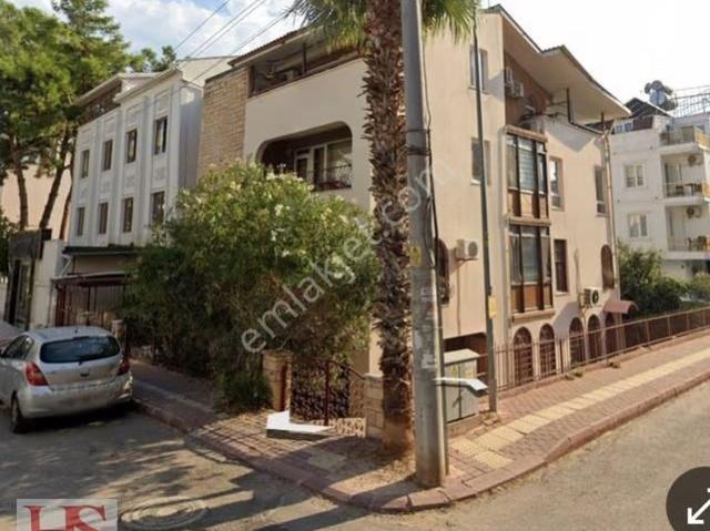 Denize 400 M Mesafede 3+1 Eşyalı Kiralık Daire