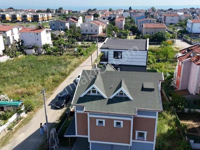 Denize 510 Metre Full Eşyalı Sıfır Ayarında 6+1 Müstakil Villa