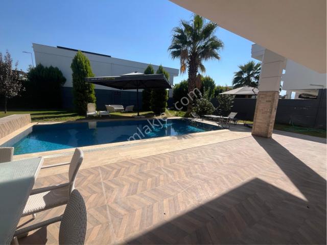 Denize Avmye Yakın Müstakil Villa