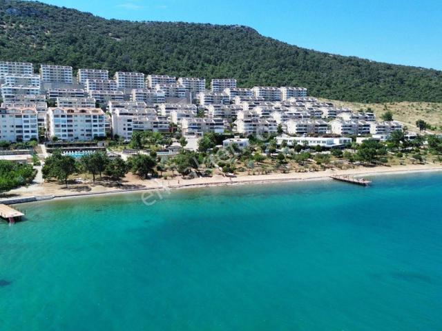 Denize Sıfır Konumlu Full Donanımlı Site İçi 2+1 Daire