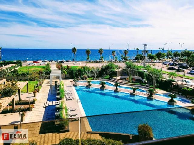Denize Sıfır Satılık 4+1 Daire Vatandaşlığa Uygun For Sale