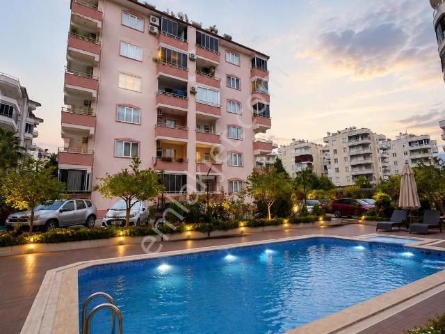 Denize Sıfır Site İçinde 4+1 Geniş Daire | Mahmutlar Alanya