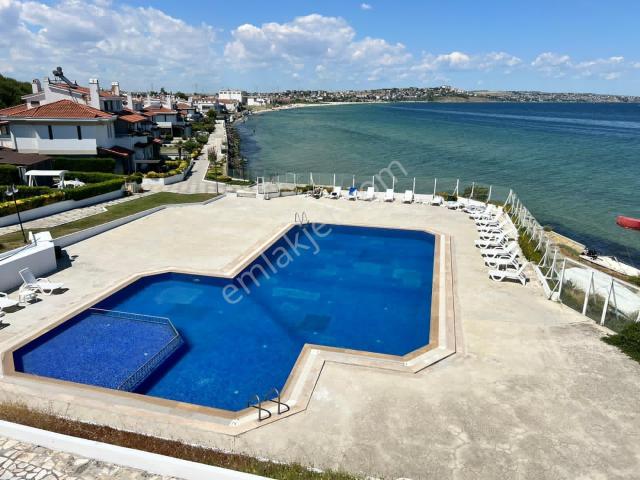 Denize Sıfır Site İçinde 430 M² Deniz Manzaralı Villa