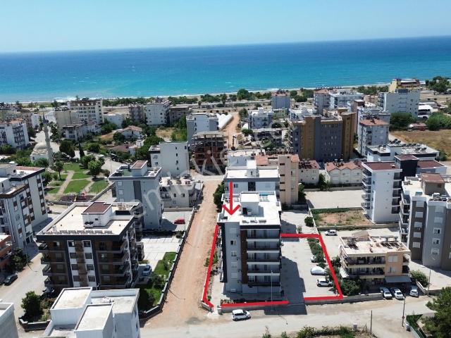 Denize Yakın Geniş 1+1 Satılık Daire