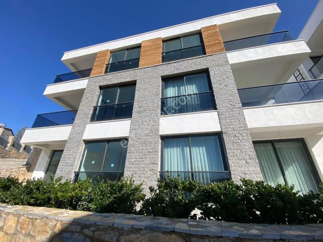 Denize Yakın Güvercinlik Kuyucak Mevki Havuzlu Site 2+1 Dubleks