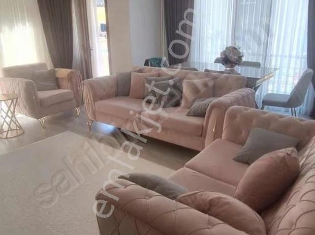 Denizköşkler'de 3+1 Yeni Bina 150m2 Acil Satılık 2.kat
