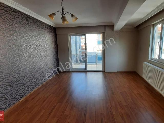 Denizli Merkezefendi'de Satılık 117m2 Ara Kat Daire