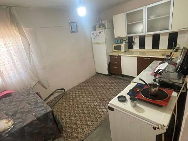 Denizli mh 3 katlının zemin katı 2+1 satılık müstakil ev