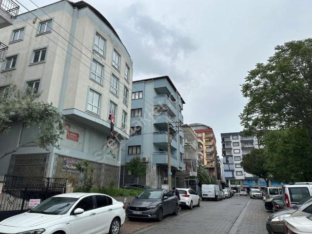 Denizli Otogar Yakını Merkezi Konum 7 Katlı Satılık Ticari Plaza