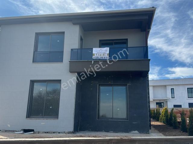 Denizli Ğöveçlikte Satılık Na Tamam Villa