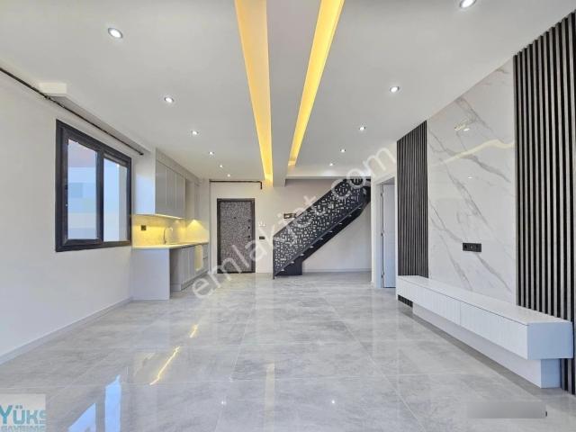 Denizli Adalet Mahallesinde 2+1 110 M2 Önü Açık Ultra Lüks Teraslı Dubleks