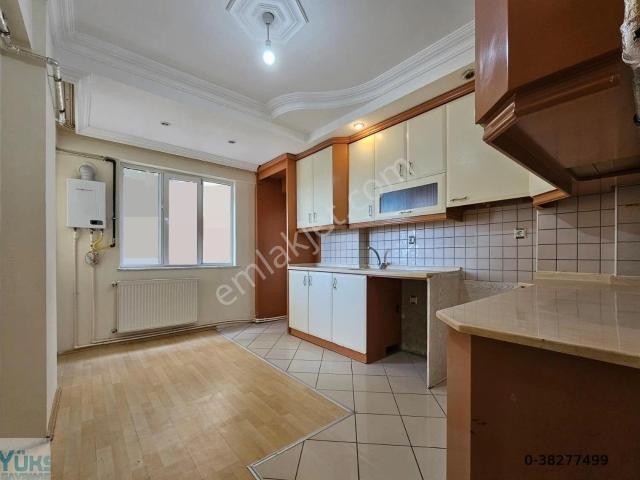 Denizli Adalet Mahallesinde 3+1 Merkezi Konumda Kiralık Daire