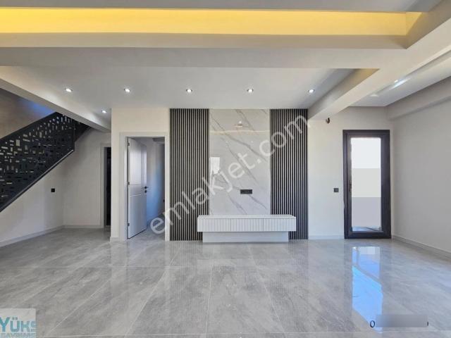Denizli Adalette 2+1 110 M2 Adliyeye Yakın Lüks Satılık Daireler