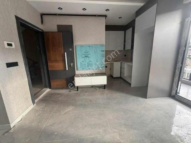 Denizli Şehir Hastanesi Yanı 1 + 1 Satılık Ara Kat Fırsat Apart