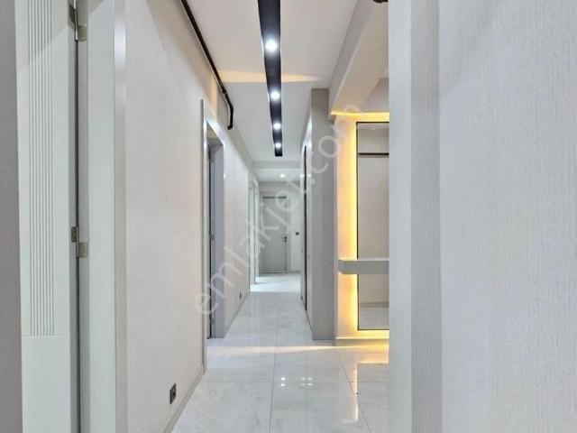 Denizli Şemikler De 2+1 120 M2 Cadde Üzeri Mükemmel Konumda Lüks Daire