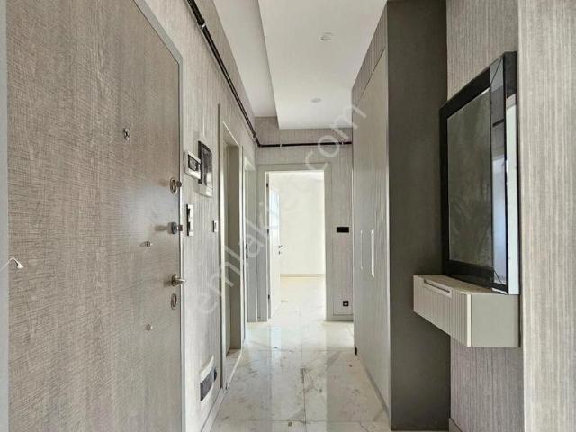 Denizli Şemikler De 2+1 120 M2 Geniş Balkonlu Arakat Daireler