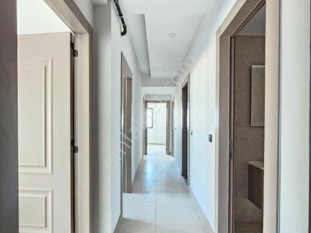 Denizli Şemikler De 3+1 160 M2 Akıllı Ev Konforu Cadde Üzerinde Satılık Lüks Daire