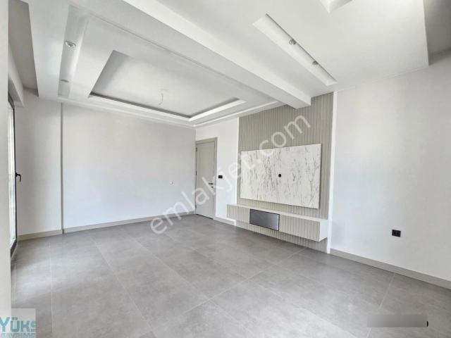 Denizli Şemikler De 3+1 160 M2 Cadde Üzerinde Lüks İşçilikte Satılık Daireler