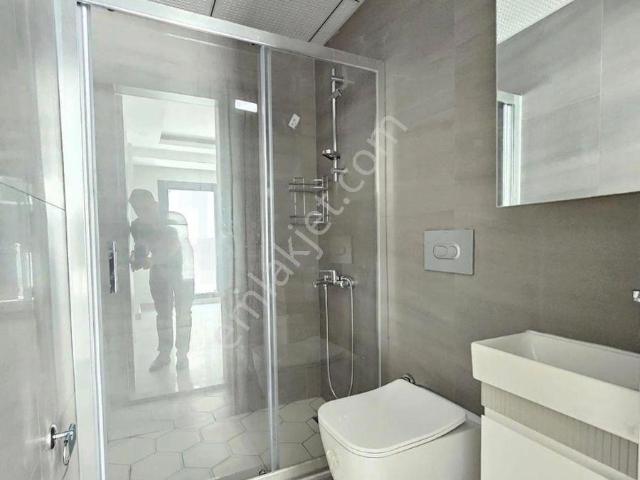 Denizli Şemikler De 3+1 160 M2 Cadde Üzerinde Lüks İşçilikte Satılık Daireler