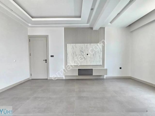 Denizli Şemikler De 3+1 Cadde Üzeri Ebeveyn Banyolu Lüks İşçilikte Satılık Daire