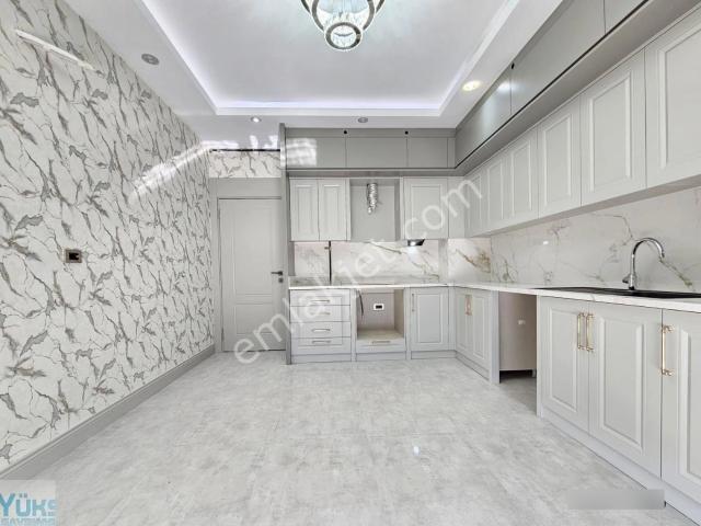 Denizli Şemikler De 4+1 200 M2 Mükemmel Konumda Site İçinde Premium Daire