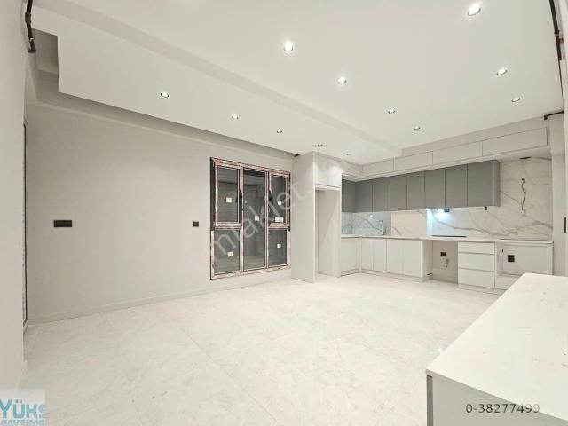 Denizli Şemikler De Cadde Üzeri 2+1 100 M2 Suit Sıfır Lüks Daireler