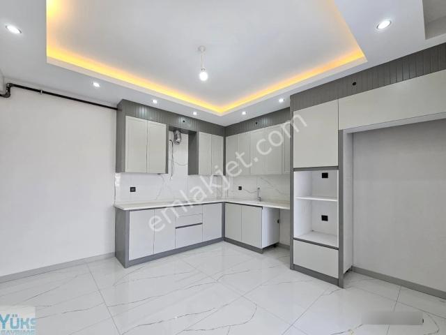 Denizli Şemikler Mahallesinde 2+1 120 M2 Lüks İşçilikte Satılık Daireler