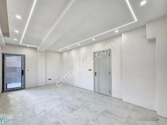 Denizli Şemikler Mahallesinde 2+1 120 M2 Naz Bayrak Mevkii Önü Yeşil Alan Fırsat Daire