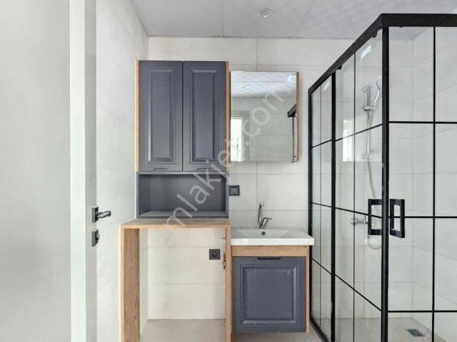 Denizli Şemikler Mahallesinde 2+1 120 M2 Naz Bayrak Yakını Satılık Bahçe Katı