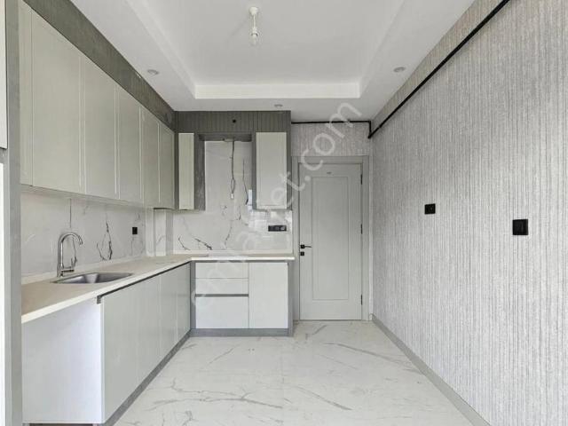 Denizli Şemikler Mahallesinde 2+1 120 M2 Satılık Arakat Daireler