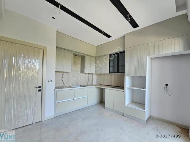 Denizli Şemikler Mahallesinde 3+1 150 M2 Ebeveyn Banyolu Satılık Daireler