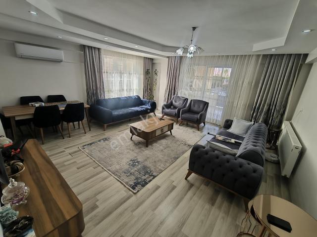 Denizli Gül Meydanına Yakın 185 M2 3+1 Satılık Daire