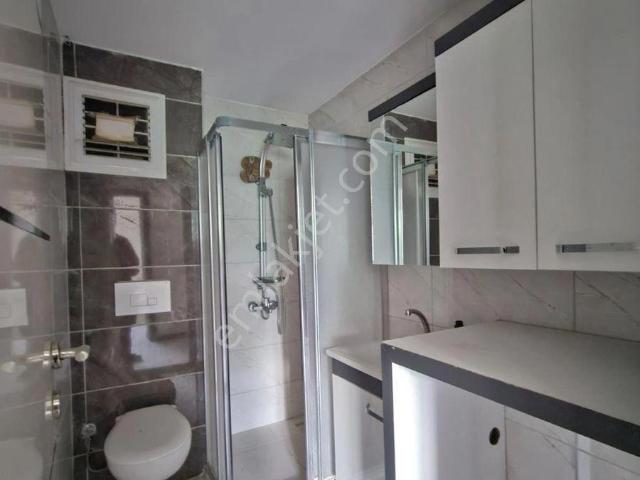 Denizli Gümüşçay Mahallesinde 2+1 120 M2 Cadde Üstü Satılık Fırsat Daire