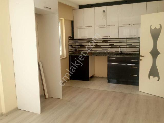 Denizli Gümüşler Gültepe Mahallesinde Satılık Trıpleks Villa