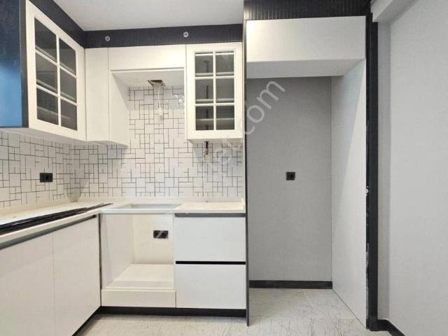 Denizli Hallaçlar Mahallesinde 3+1 150 M2 Bahçe Katı Satılık Daire
