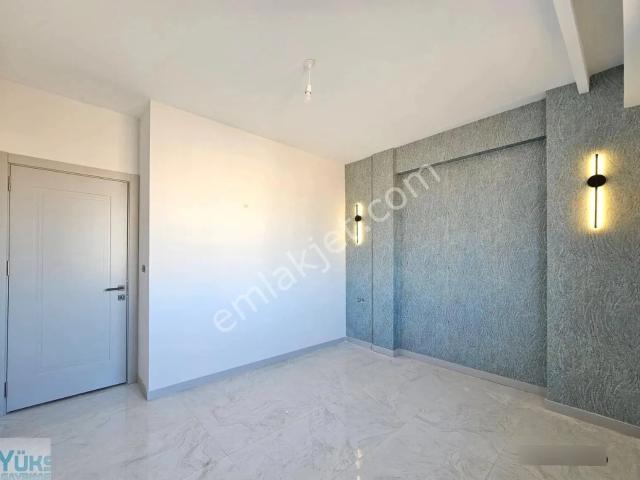 Denizli Karahasanlı Mahallesinde 2+1 120 M2 Lüks İşçilikte Satılık Daire