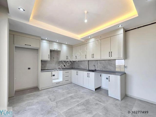 Denizli Yenişafak Mahallesinde 3+1 160 M2 Önü Açık Lüks Satılık Arakat Daire