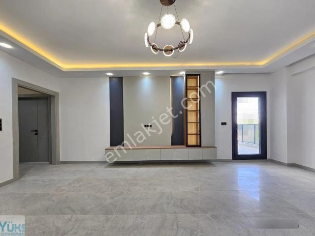 Denizli 1200 Evler De 3+1 190 M2 Ebeveyn Banyolu Giyinme Odalı Panjurlu Ultra Lüks Daire