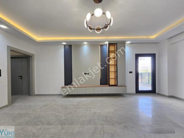 Denizli 1200 Evler De 3+1 190 M2 Ebeveyn Banyolu Giyinme Odalı Panjurlu Ultra Lüks Daire