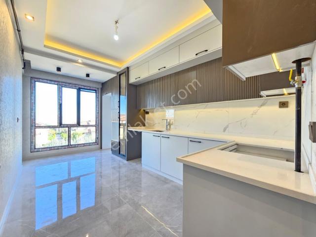 Denizli 1200 Evler De 3+1 Önü Açık Ebeveyn Banyolu Panjurlu Satılık Lüks Daire