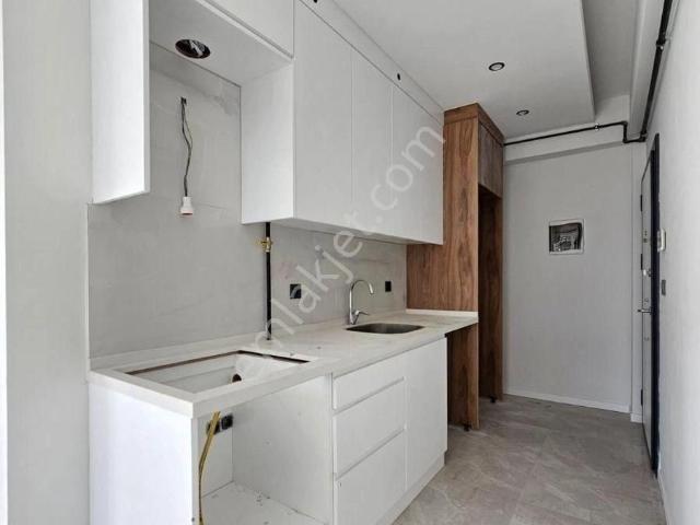 Denizli 1200 Evler Mahallesinde 1+1 50 M2 Cadde Üstünde Satılık Apartlar