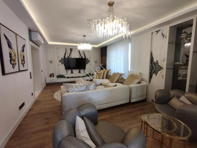 Denizli'de İç Mimar Tasarımlı Lüks 3,5+1 Satılık Daire