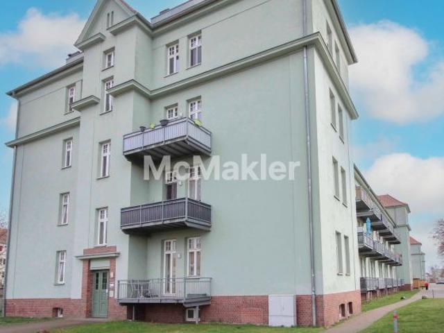 Denkmalgeschützte Kapitalanlage: 1 Zimmer Wohnung mit Balkon & Stellplatz