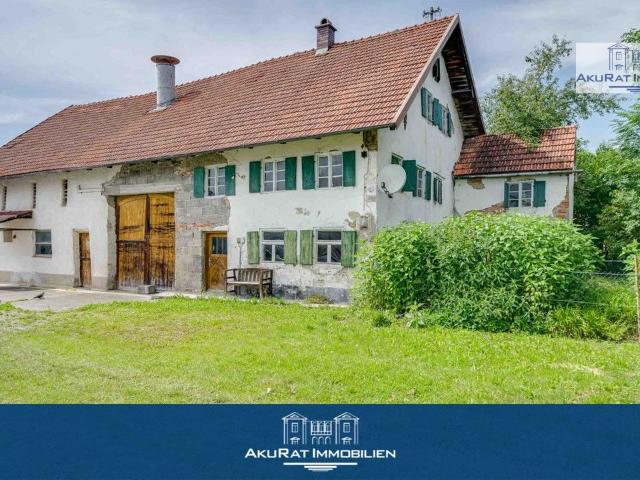 Denkmalgeschütztes Bauernhaus in Buchloe Objekt mit Entwicklungspotenzial in absolut ruhiger Lage!